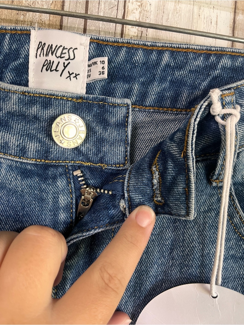 Princess Polly Hayden Jeans Size 6 Blue High Rise Distressed Mom Jeans NWT - Picture 5 of 6